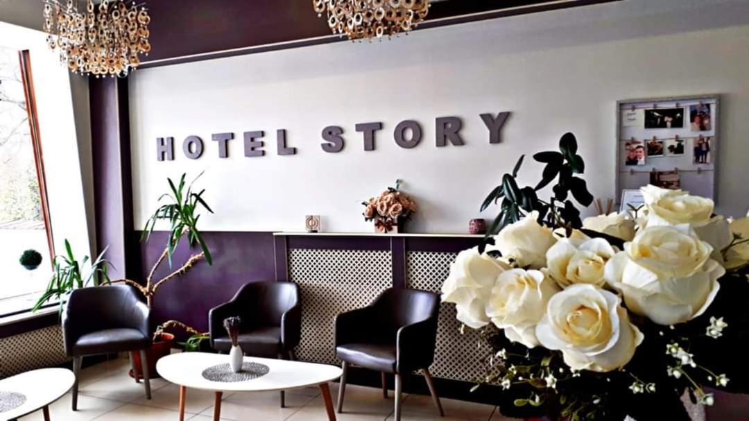 Hotel Story Targu Jiu Exterior photo
